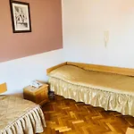 Demadino Motel 4*