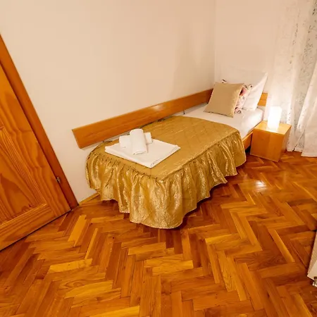 Aparthotel Demadino