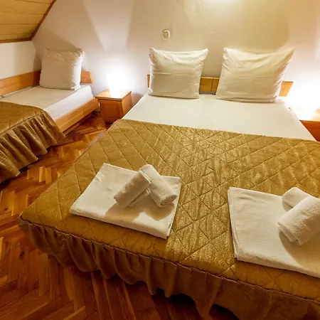 Aparthotel Demadino