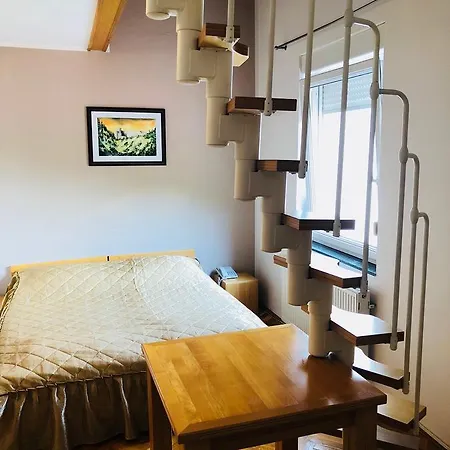 Demadino Aparthotel 3*