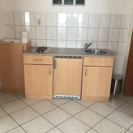 Demadino Aparthotel